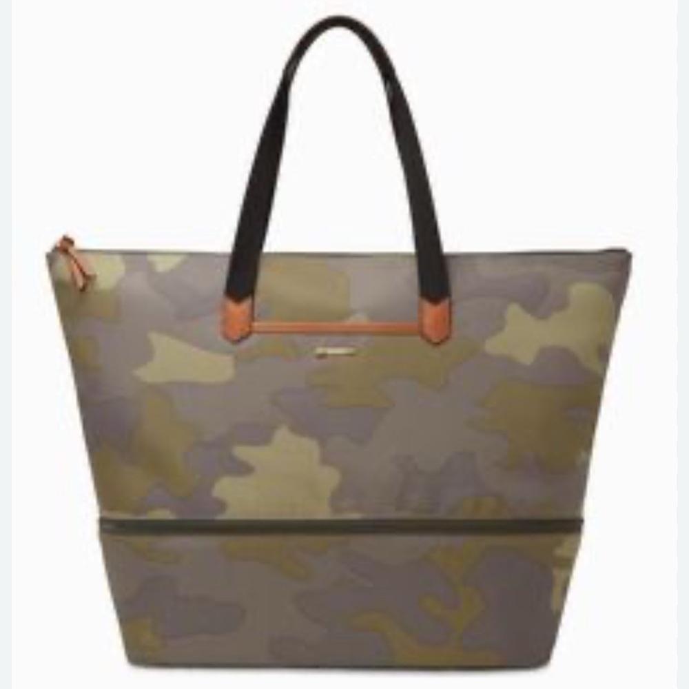 Stella & Dot Crush It Gym Bag